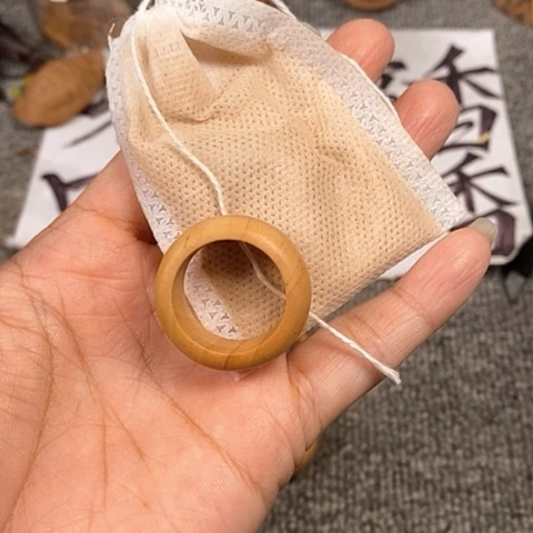 檀香木吊坠老山檀香跑环内径2.0