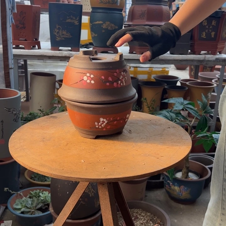 宜兴紫砂花盆花盆红富贵点彩小一对