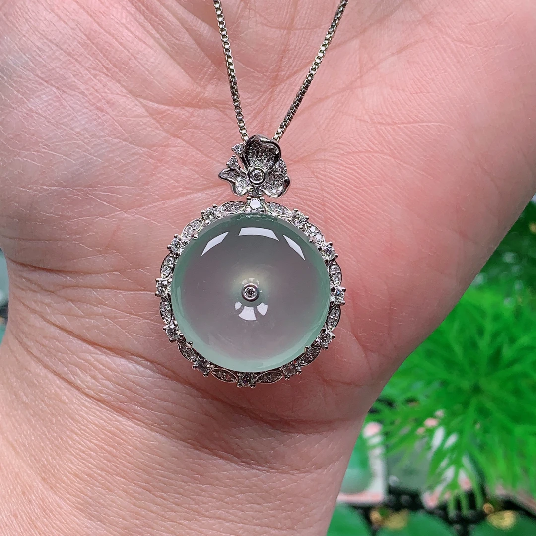 缅甸天然翡翠A货  18k金镶高冰种平安扣180/1101（尺寸18.8x5.1)