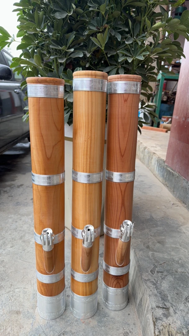 中大号香木烟筒 高：68公分 内口：7公分 外口：8.8公分
