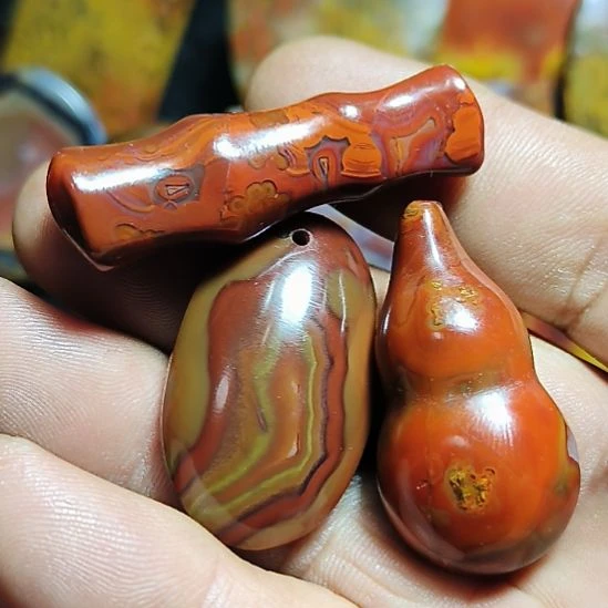 玛瑙/玉髓合金颈饰