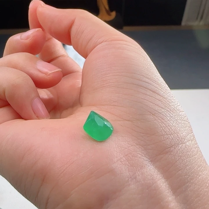 【闪购商品】定制翡翠未镶嵌我*橦