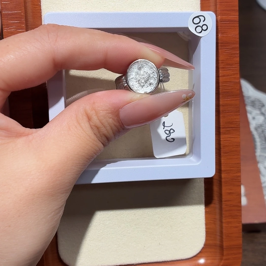 虾***u银S925镶嵌戒指水晶