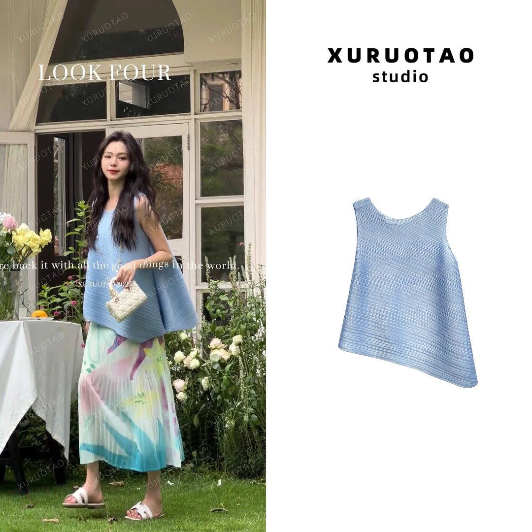 XURUOTAO 【蓝岛回忆】下摆不规则设计肌理感无袖蓝色上衣 T5248
