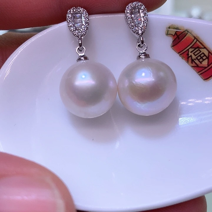银S925镶嵌耳饰淡水珍珠
