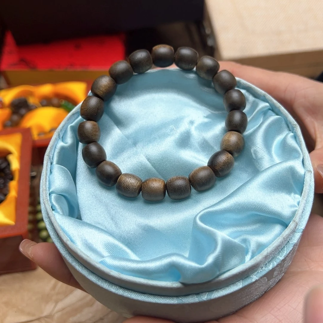 大叶紫檀（黑酸枝木类）