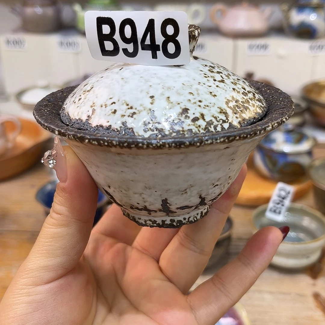 白泥茶杯陶瓷艺术