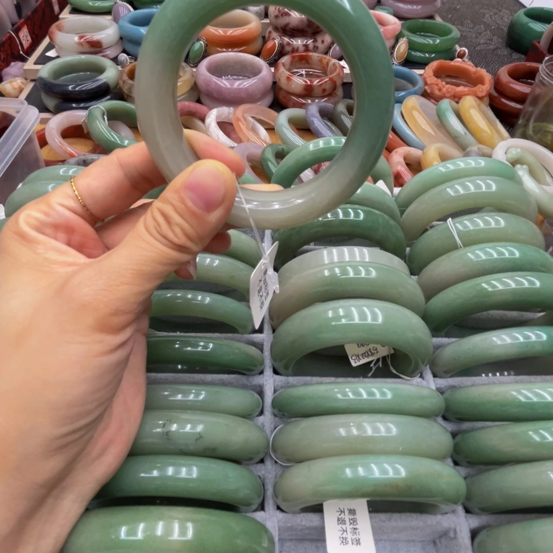 石英质玉未镶嵌圈口58
