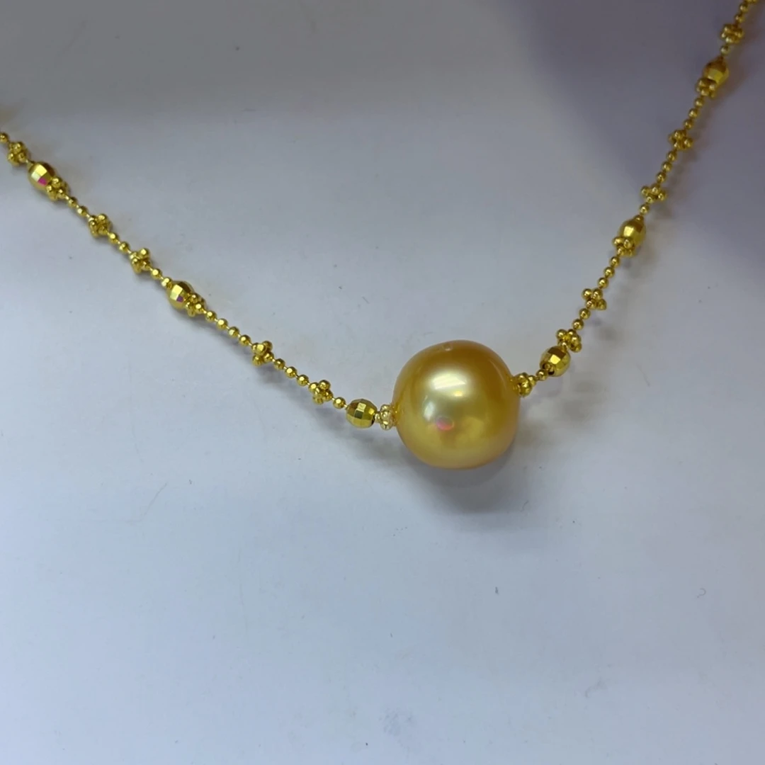 未镶嵌海水珍珠颈饰