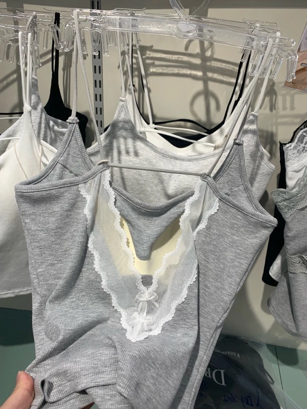 修身显瘦吊带背心细肩带设计百搭内搭美背舒适上衣