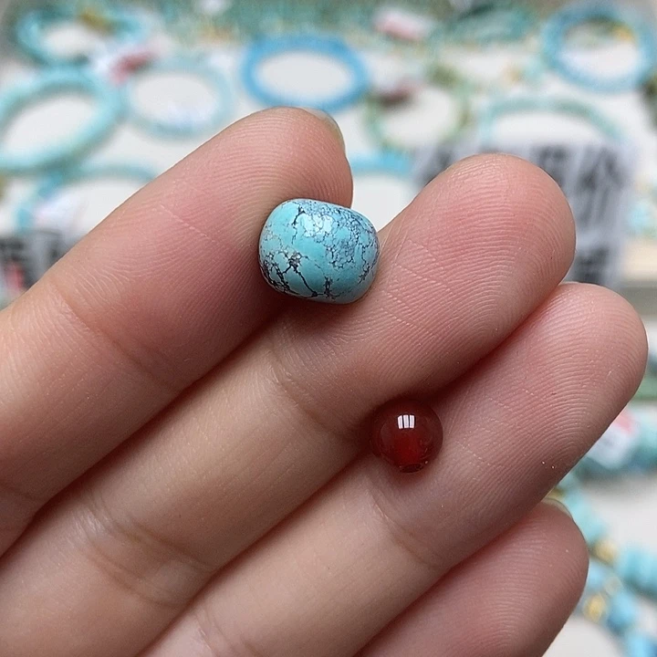 南红玛瑙未镶嵌挂件