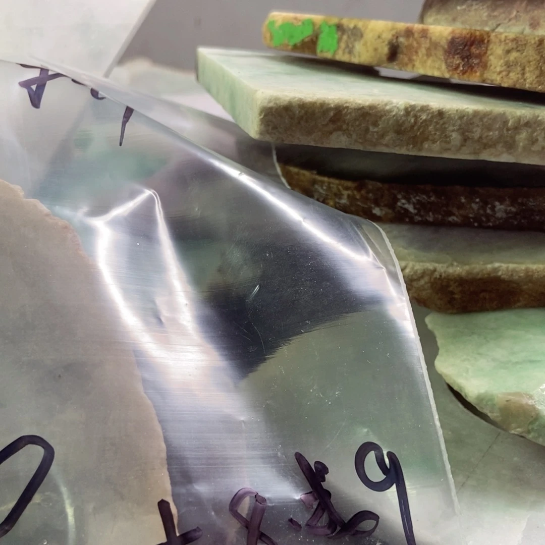 翡翠裸石刘*天然翡翠