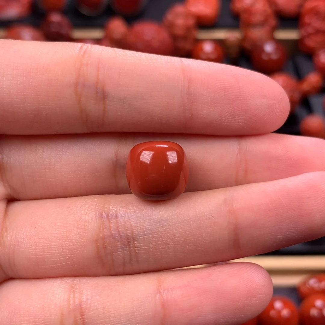 未镶嵌老型12mm南红玛瑙武****?