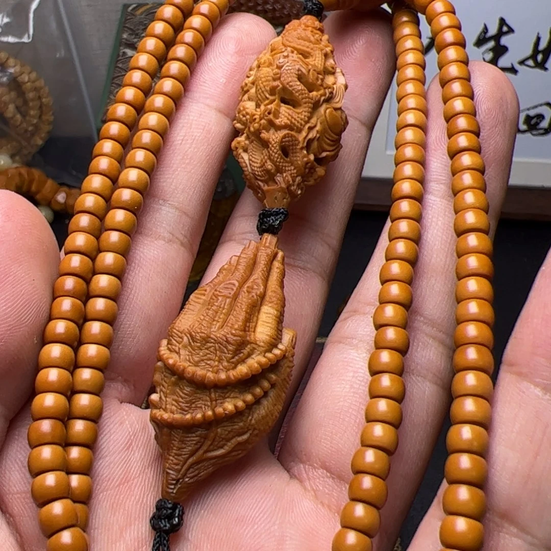 吊坠猴头核桃哦了咯脚