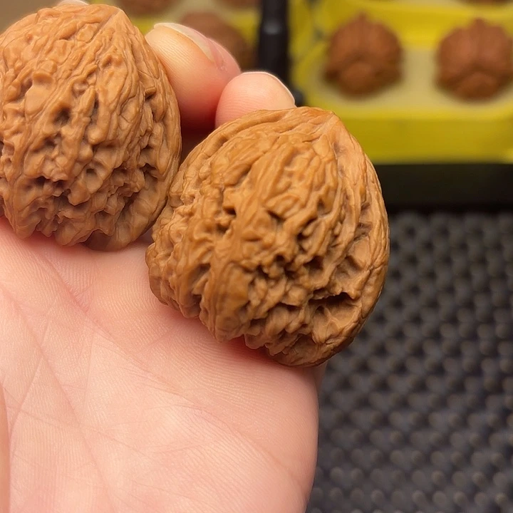 文玩核桃吊坠38全品南疆石