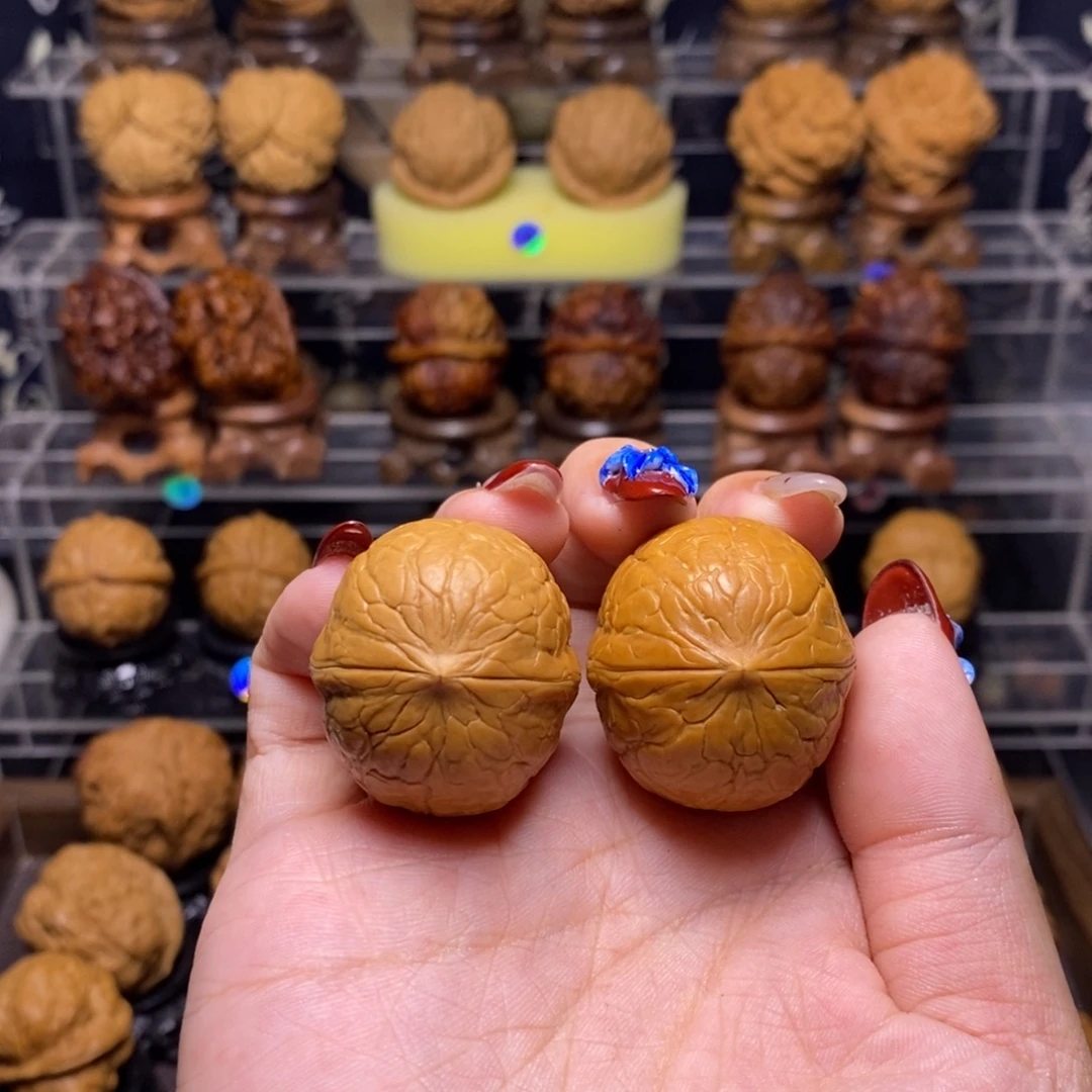 文玩核桃把件Z29蛇皮球32尺