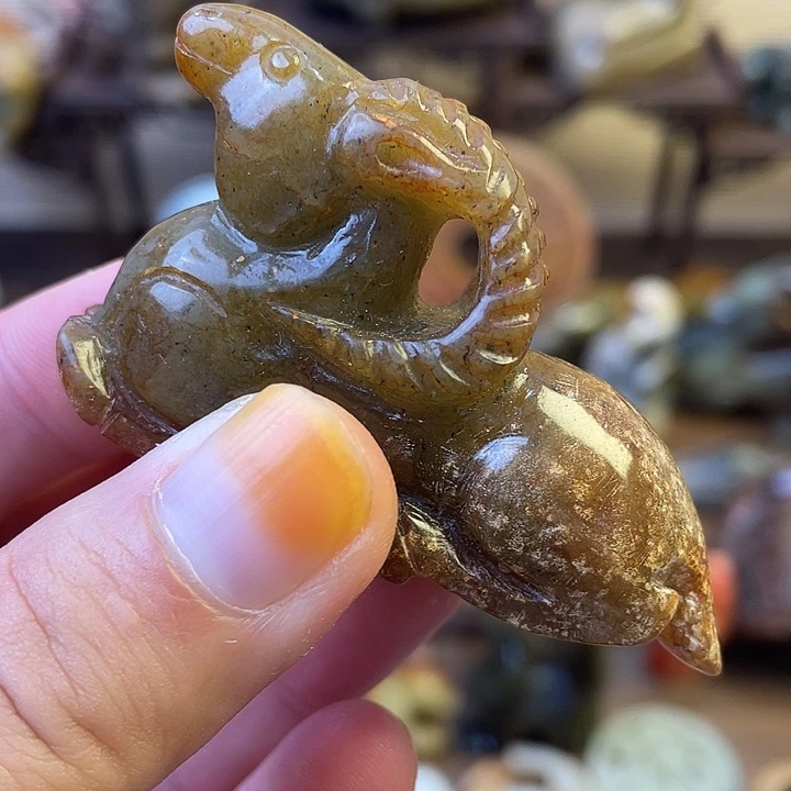 和田玉（糖玉）未镶嵌挂件