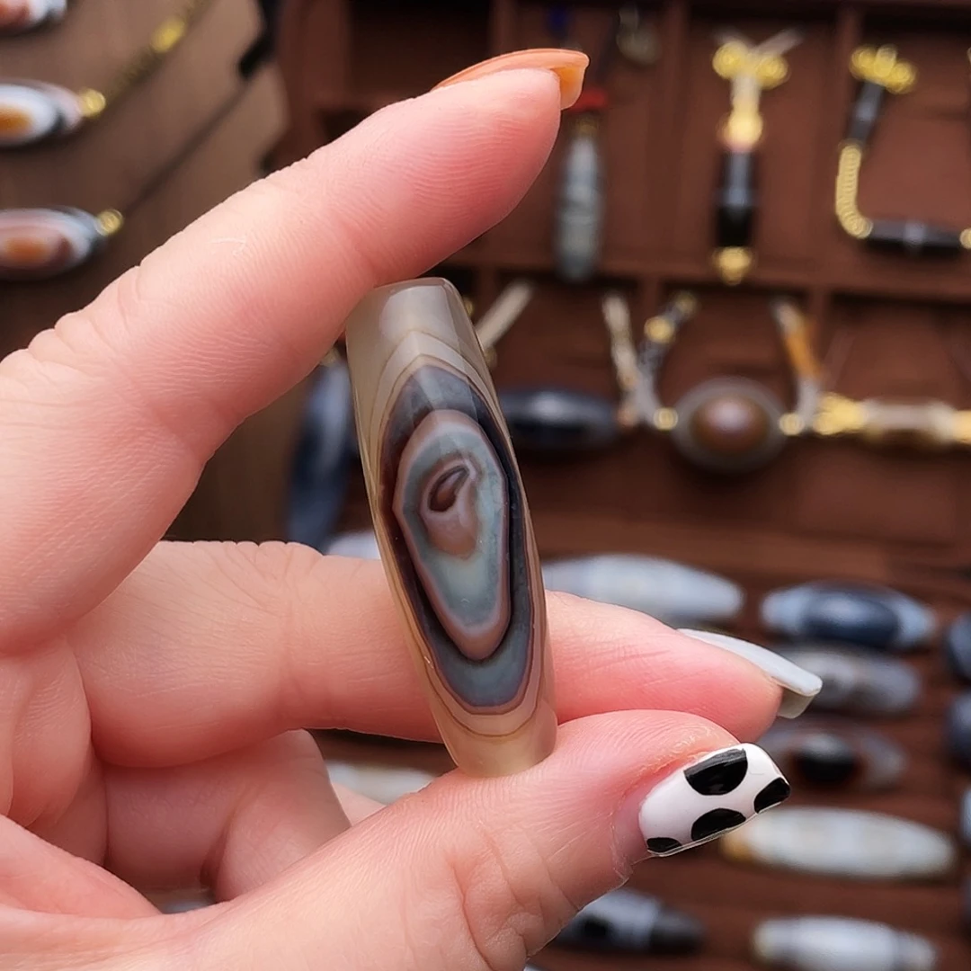 未镶嵌玛瑙/玉髓珠宝半成品