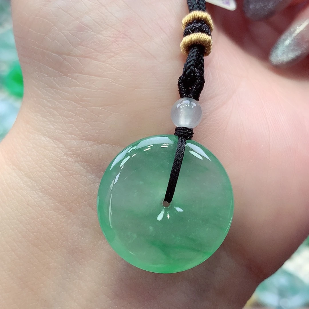 翡翠未镶嵌颈饰编号14。20-4.5mm