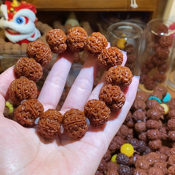 金刚菩提吊坠236玉华满肉一物