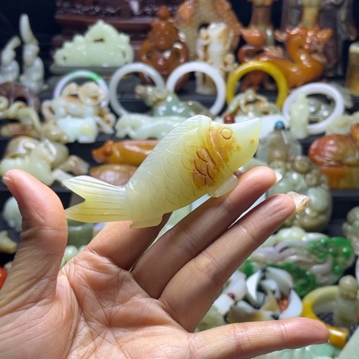 岫岩河磨玉（透闪石质玉）未镶嵌颈饰