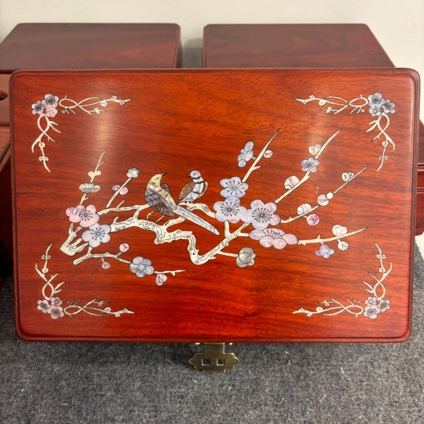 首饰盒/箱 红花31cm手工镶嵌喜上眉梢榫卯收纳桌面文件首饰桌面