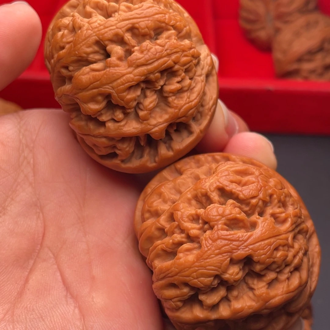 文玩核桃把件秦岭山脉核桃