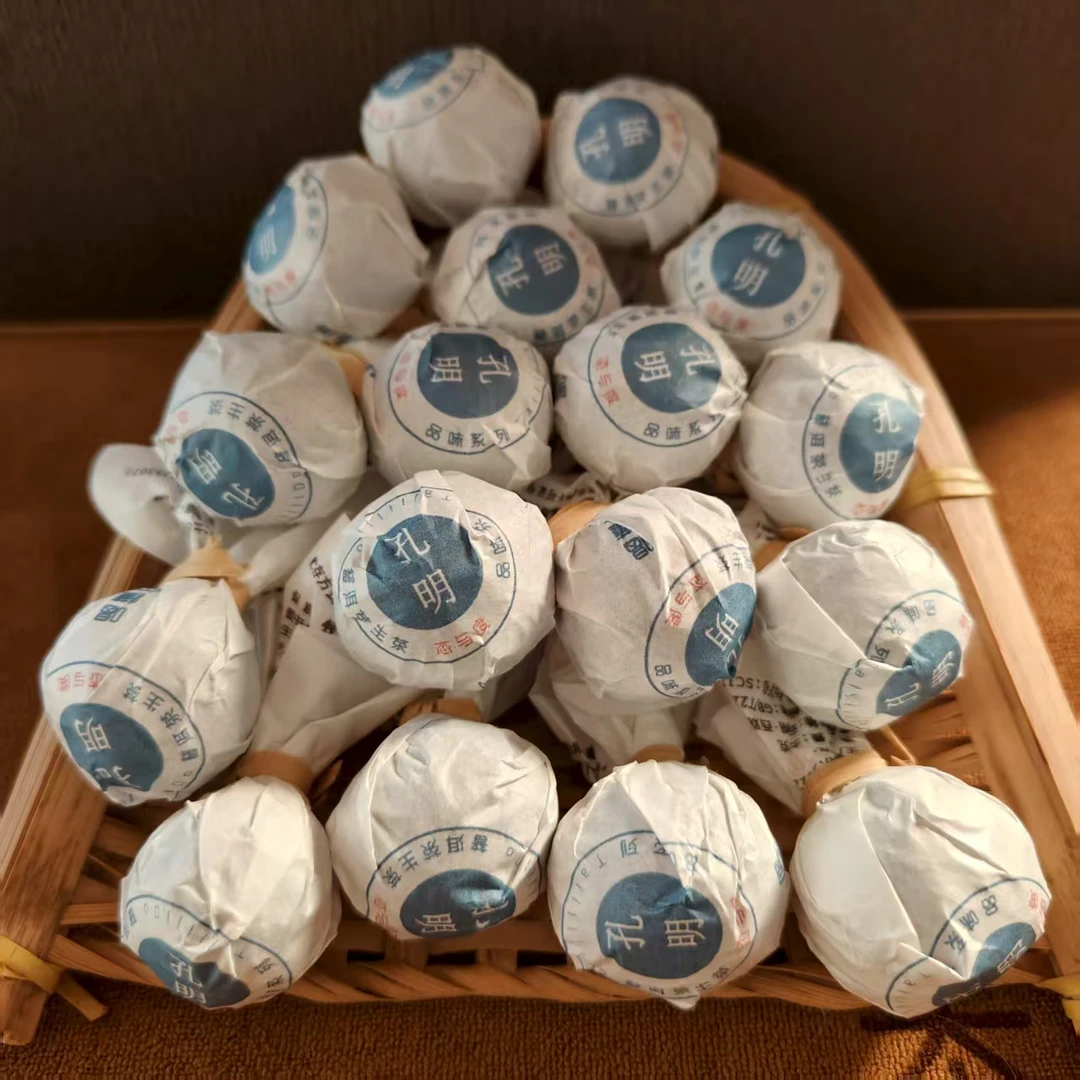 【孔明茶龙珠-南盆】2022年8g*18颗 古树头春普洱茶生茶