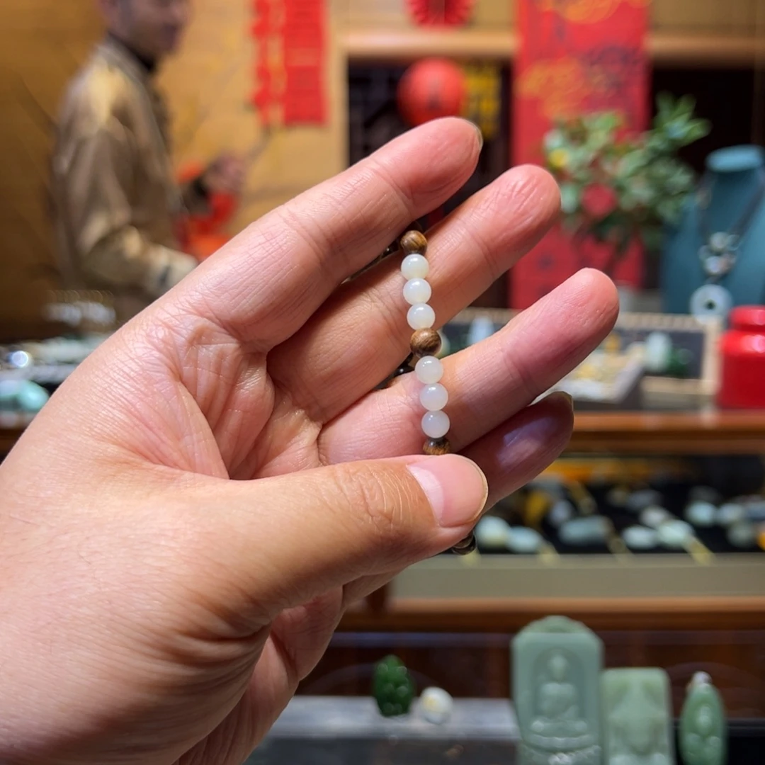 和田玉手链未镶嵌我***博