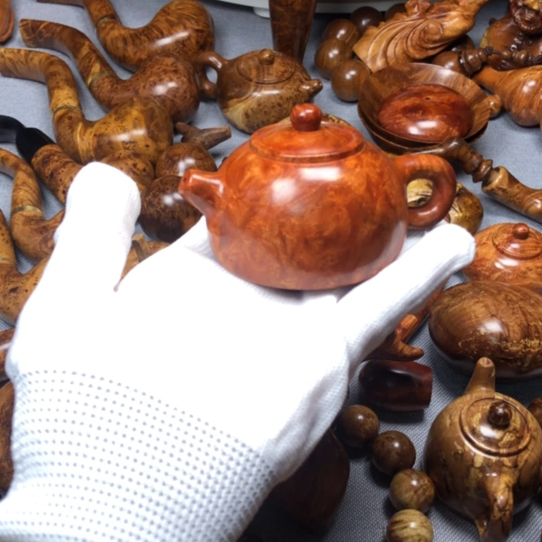 【闪购商品】木麻梨疙瘩火琉璃手把件