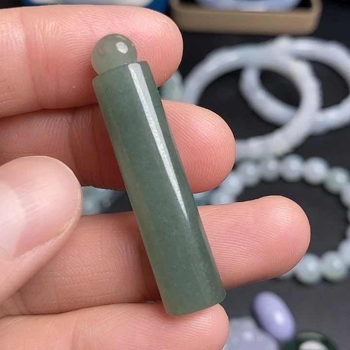 翡翠未镶嵌颈饰天然翡翠26