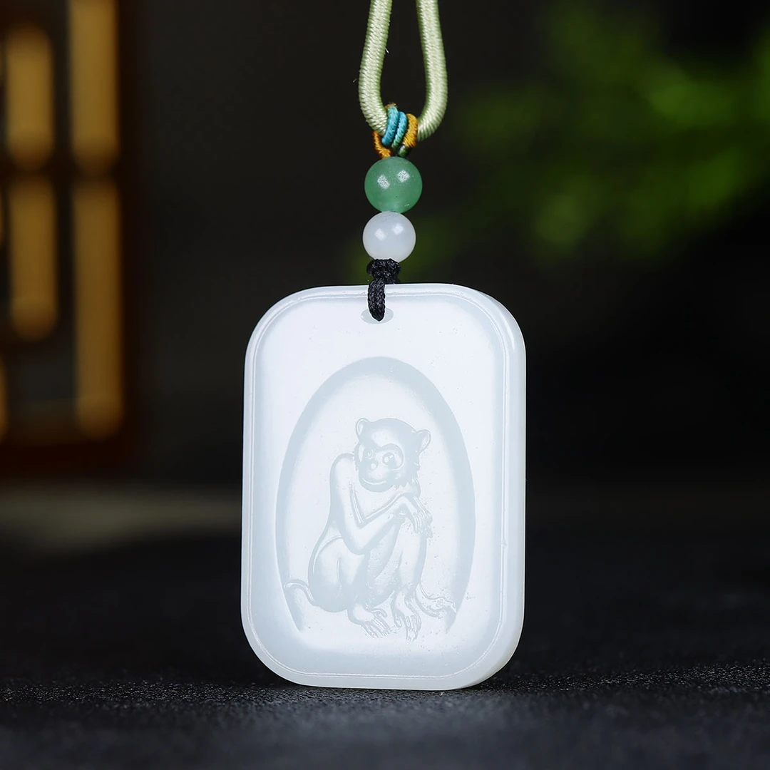 111354和田玉白玉生肖猴玉牌