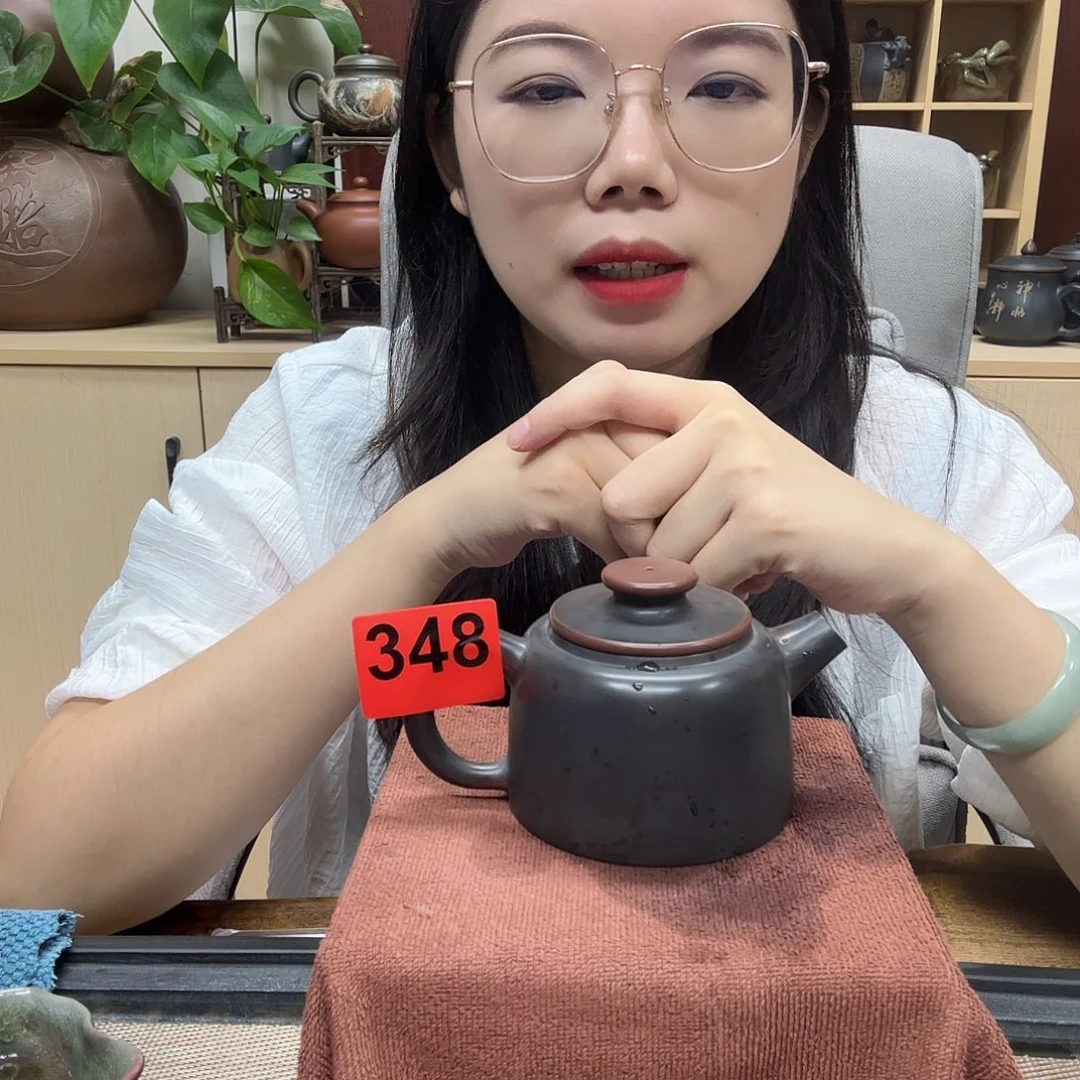 壶348老韩坭兴陶 电烧光素巨轮珠158