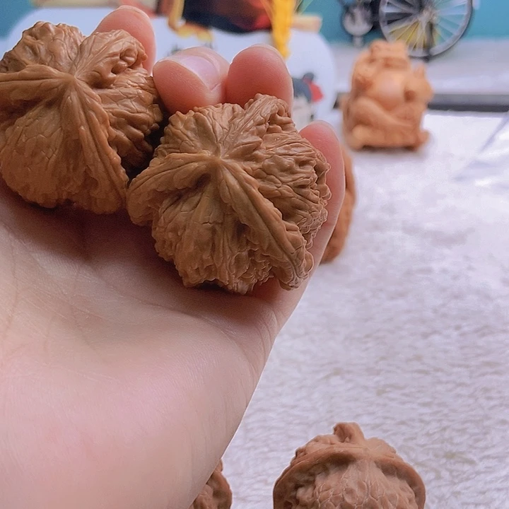 把件文玩核桃A****A三棱