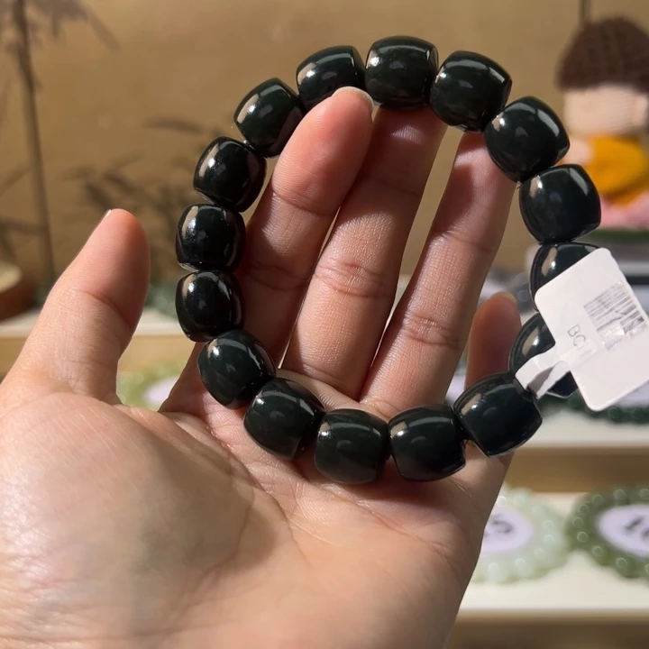 和田玉未镶嵌手串