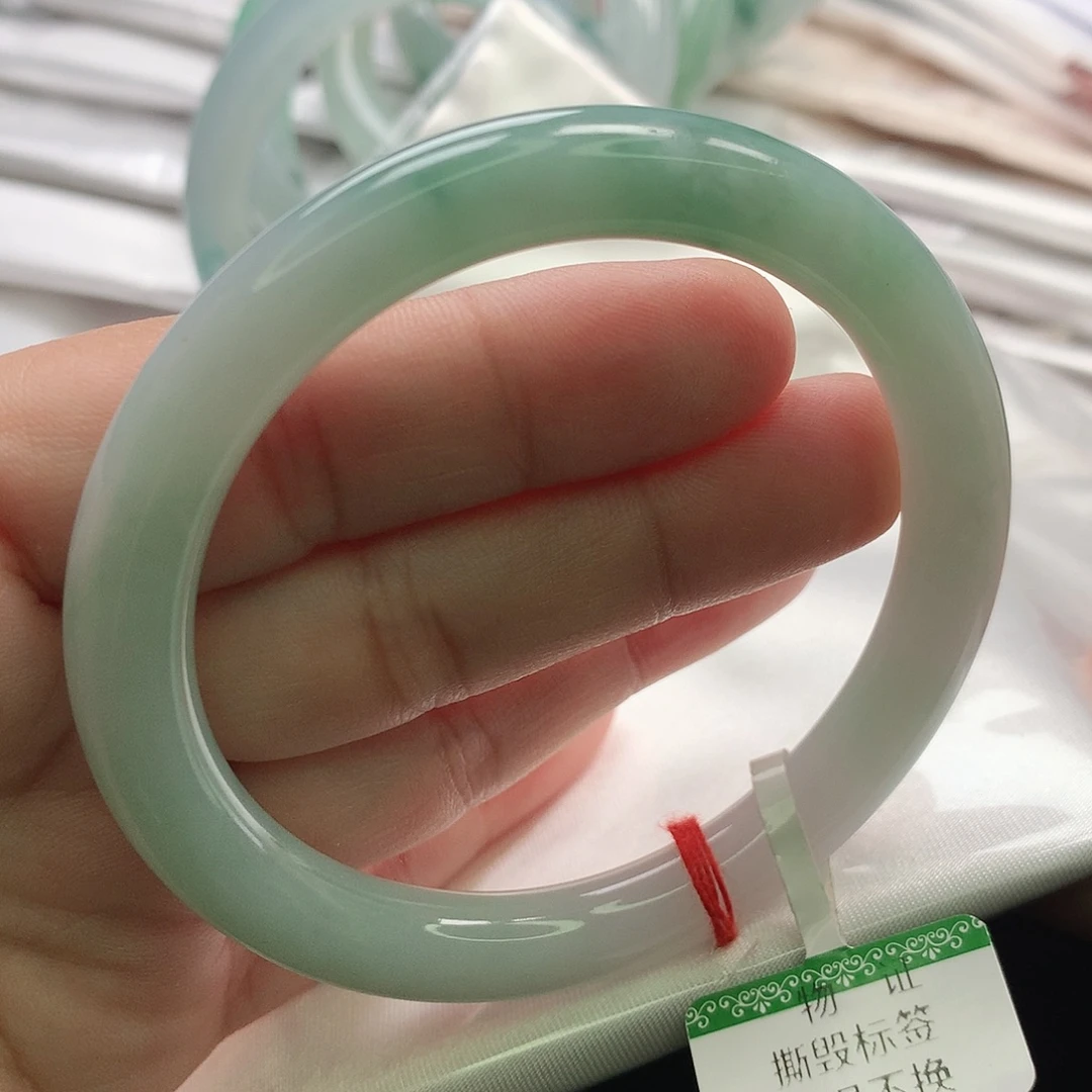 翡翠未镶嵌手镯缅甸55.56