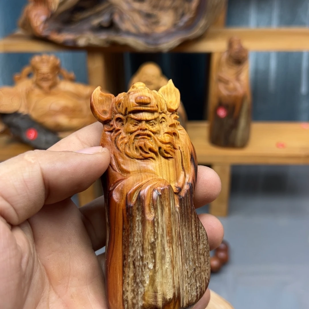 张***店木崖柏木摆件手把件