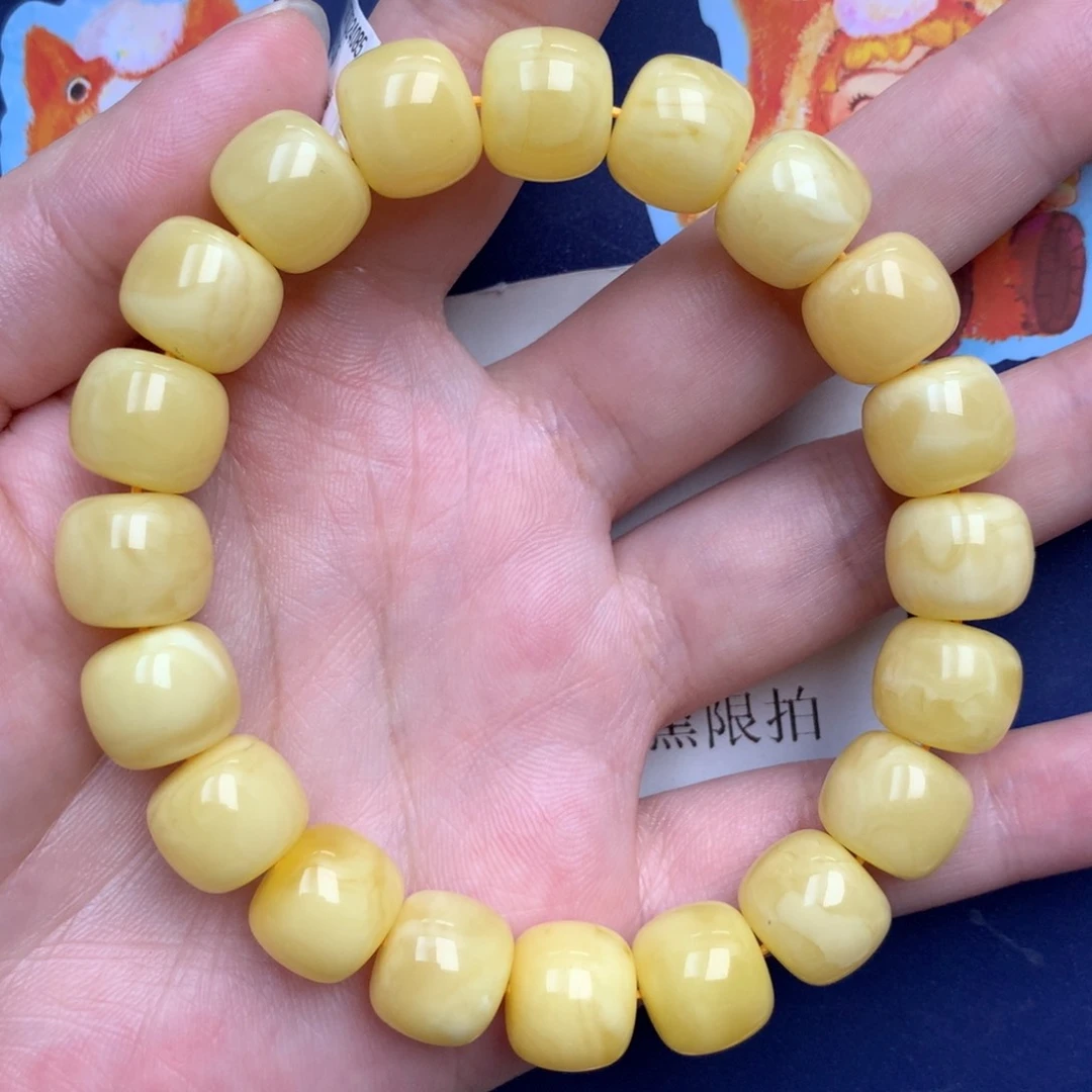 蜜蜡未镶嵌珠宝奇石28