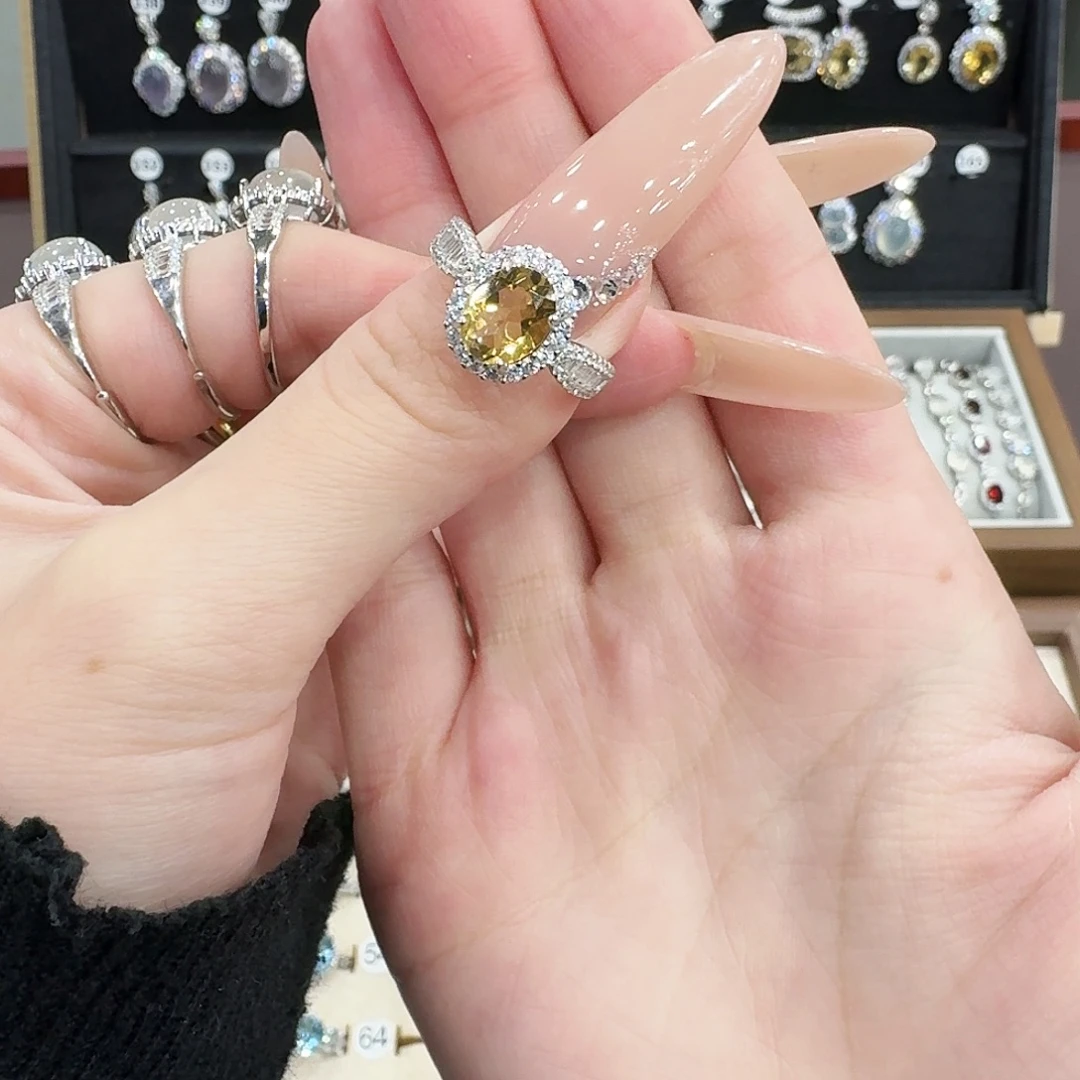 遇***.银S925镶嵌黄晶戒指