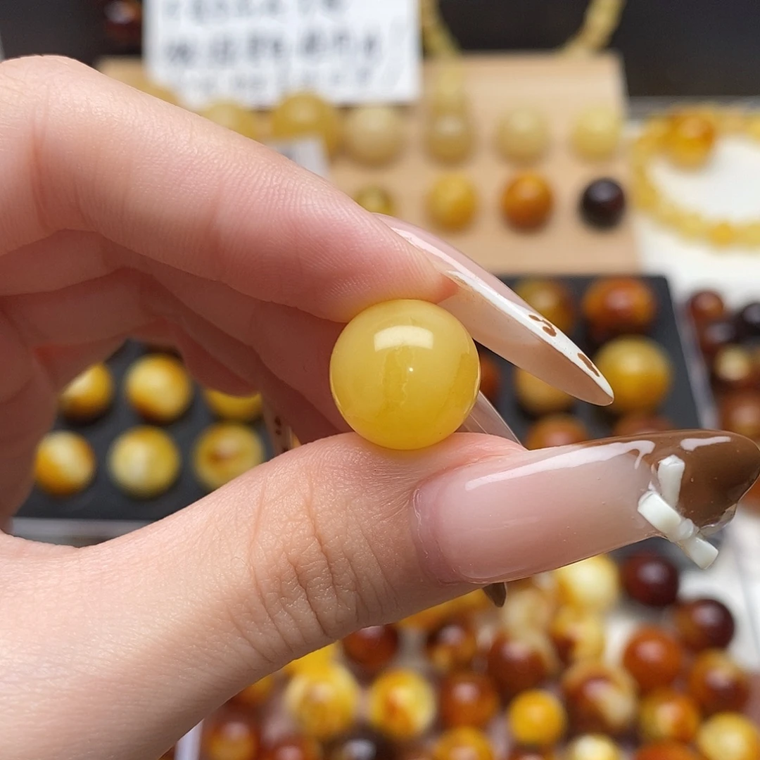 独***菲虫珀未镶嵌裸石蜜蜡