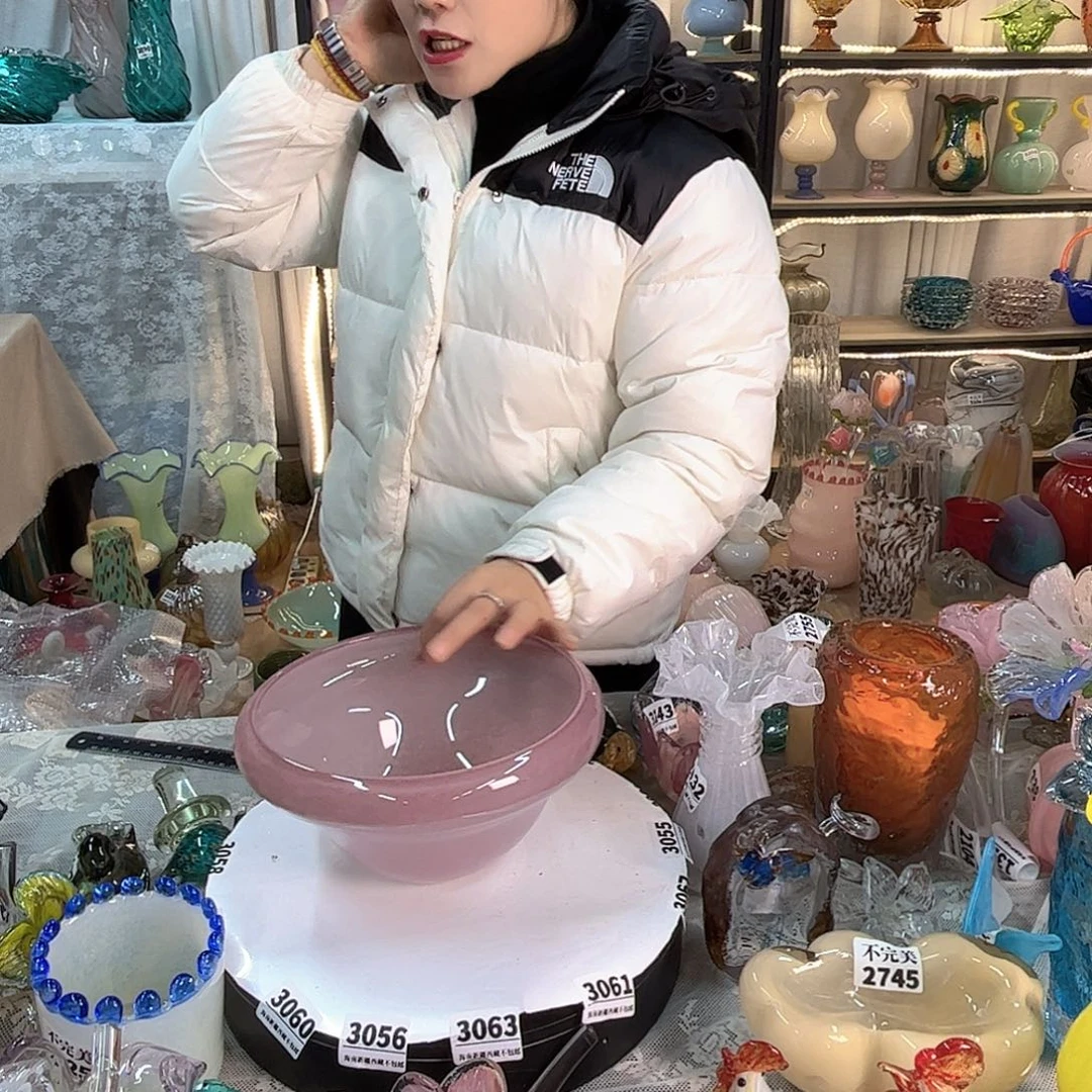 3054 家悦美居琉璃摆件不完美