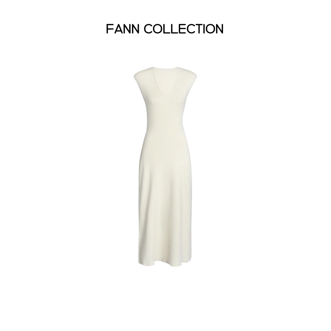 饭饭FANN COLLECTION 轻盈 100莱赛尔修身显瘦V领连衣裙FANNC081