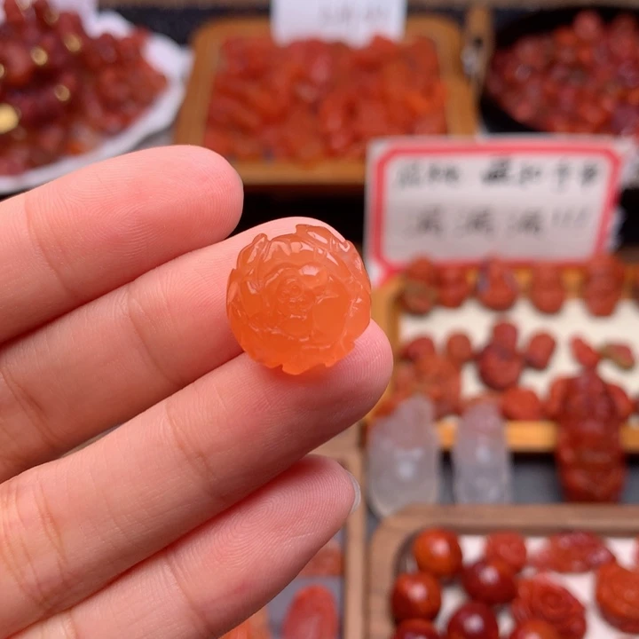 南红玛瑙未镶嵌南红牡丹花