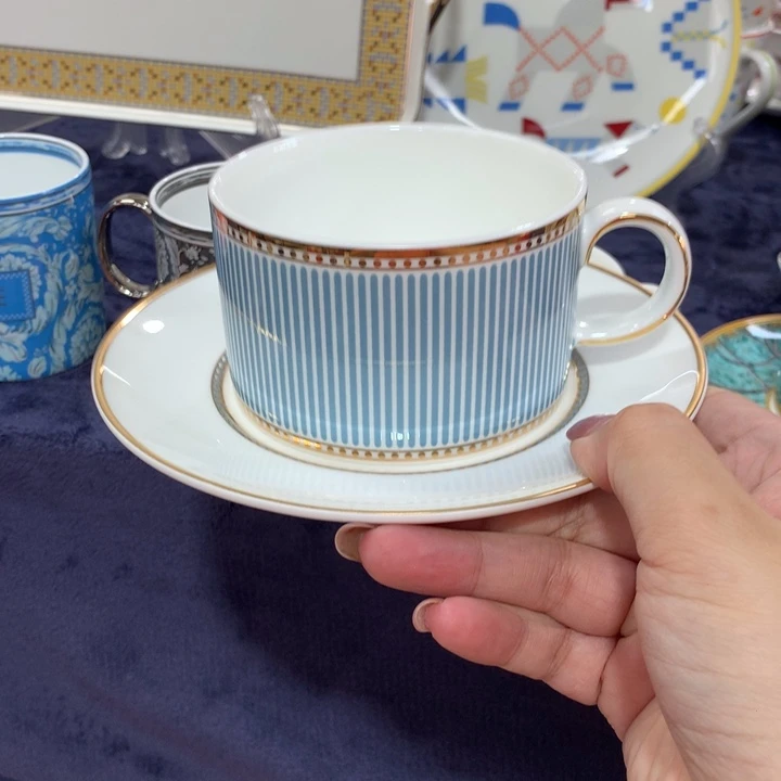 瓷片咖啡的味道真的是很