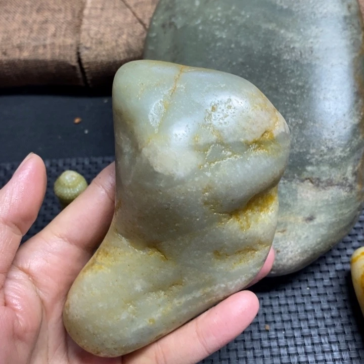 未镶嵌和田玉挂件