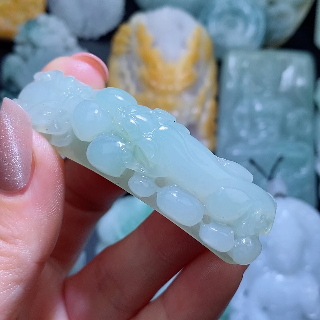 定制翡翠未镶嵌翡翠