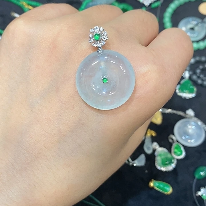 翡翠18K金镶嵌颈饰冰晴平安扣吊坠