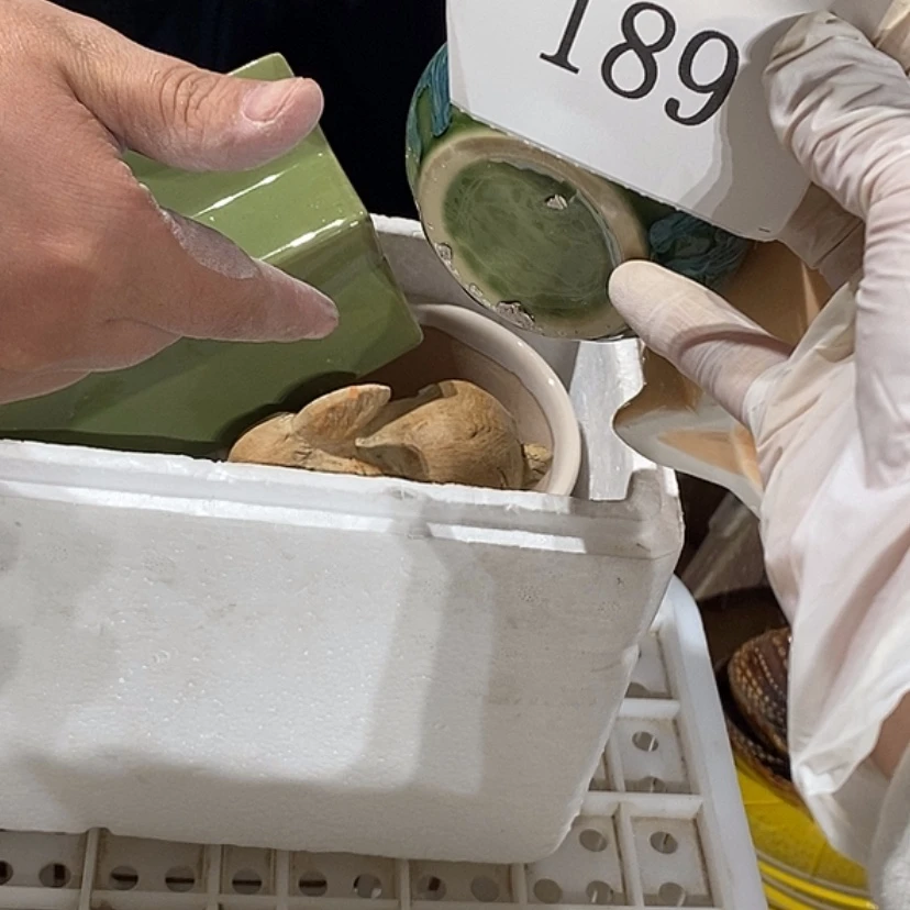 【闪购商品】摆件你*帅陶瓷摆件瑕疵特卖