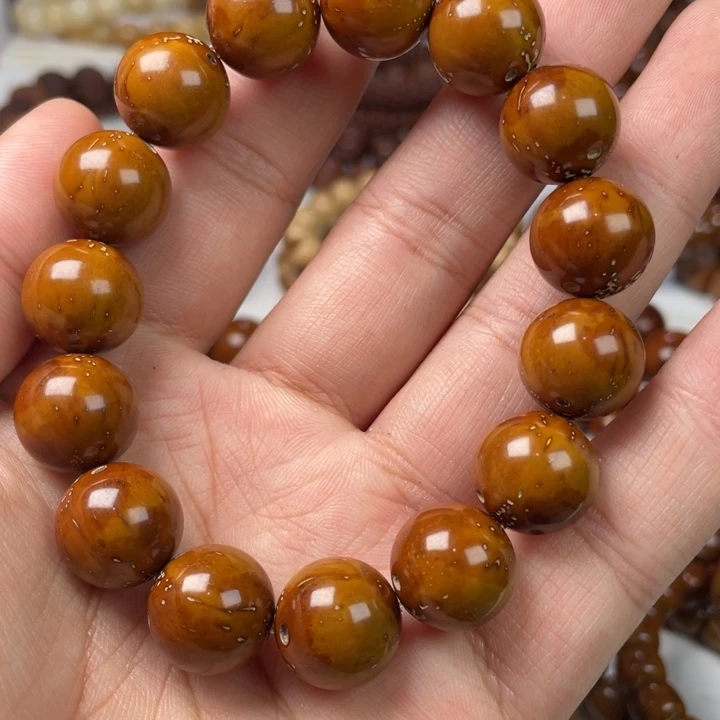 紫金鼠手串凯****羊15尺寸练手款（小瑕疵/有反油）