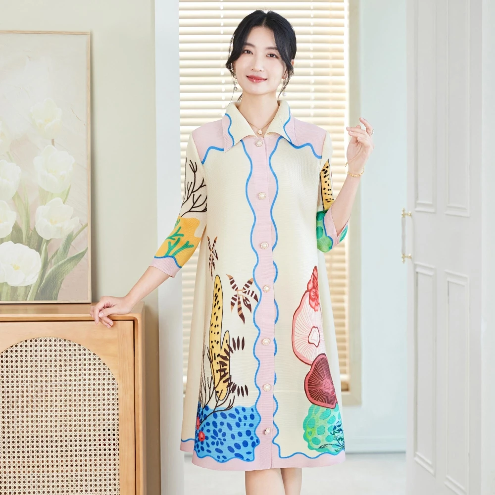 时尚气质显瘦大码印花连衣裙春装女款2025新款宽松胖褶皱开衫裙